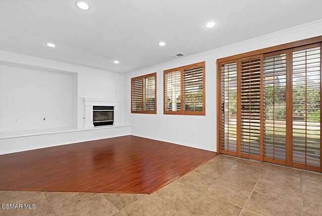 Building Photo - 193 Via Felicia