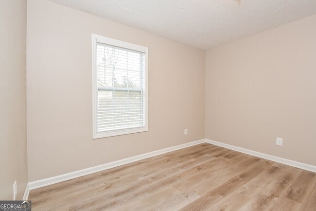 Building Photo - 563 Caloosa Cove SW