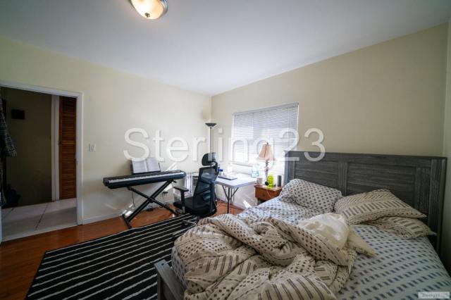 Building Photo - 1 bedroom in ASTORIA NY 11105