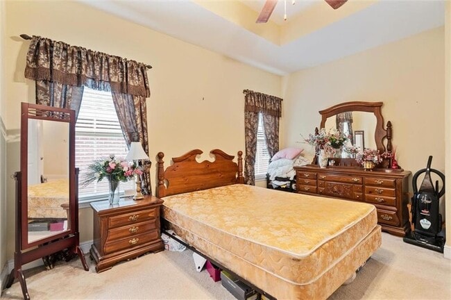 Building Photo - 2520 Bluebeard Ln