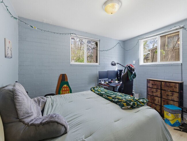 Building Photo - Remington518 (CW-KS)