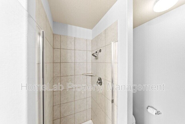 Building Photo - 11734 Pelican Cove