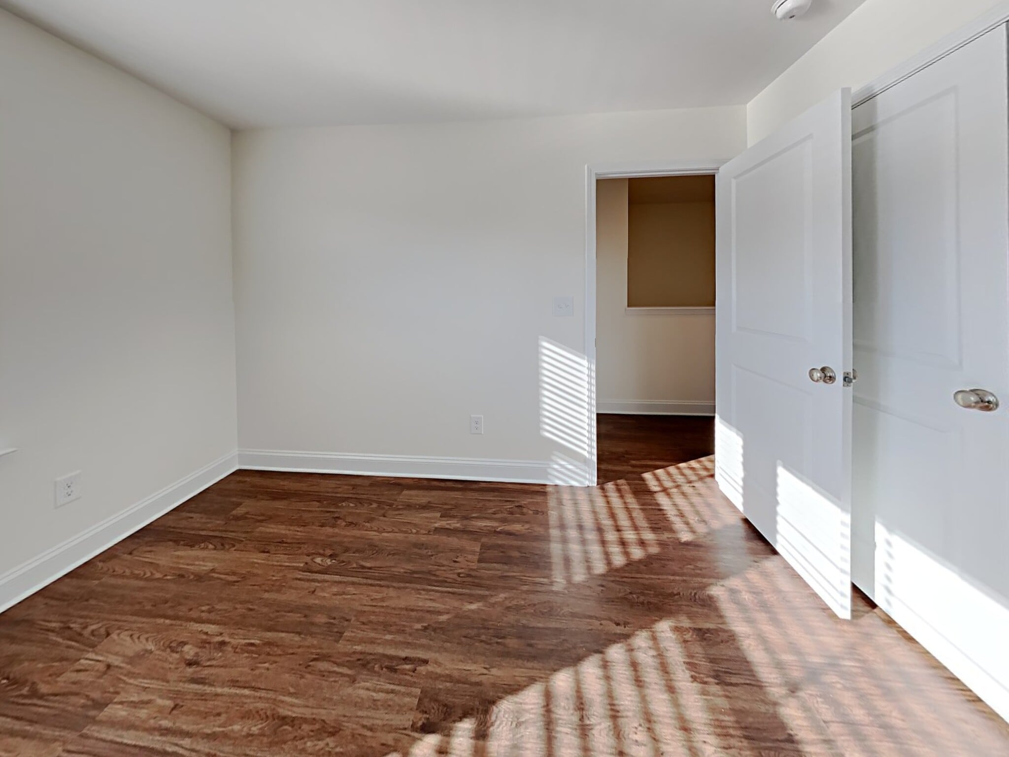 Building Photo - 1124 Bentley Pl