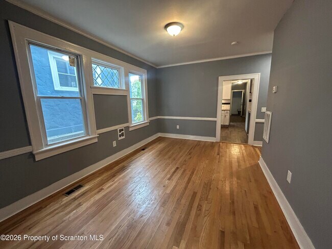 Building Photo - 634-634 N Irving Ave
