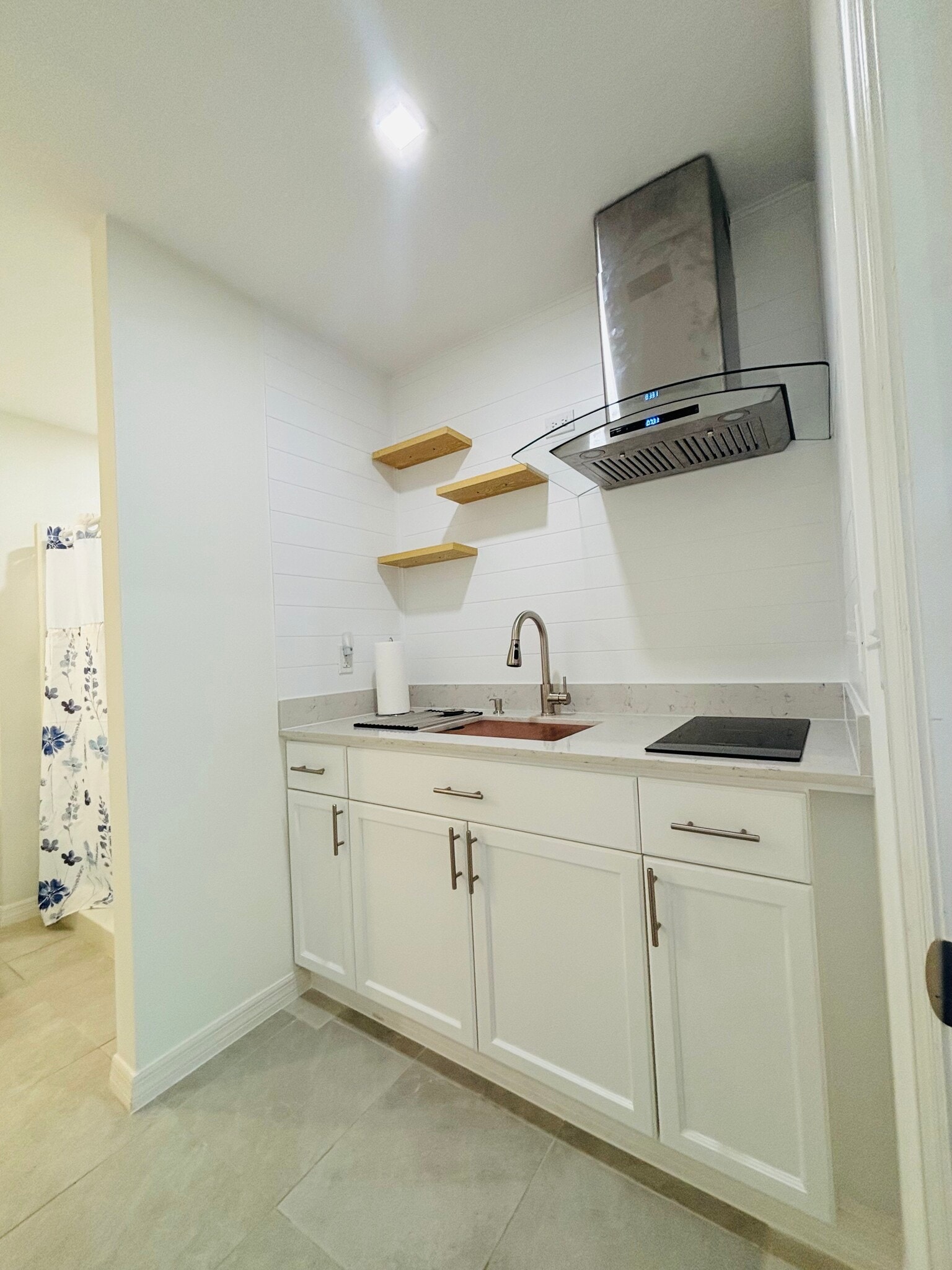 Building Photo - 1534 SW Jacksonville Ave