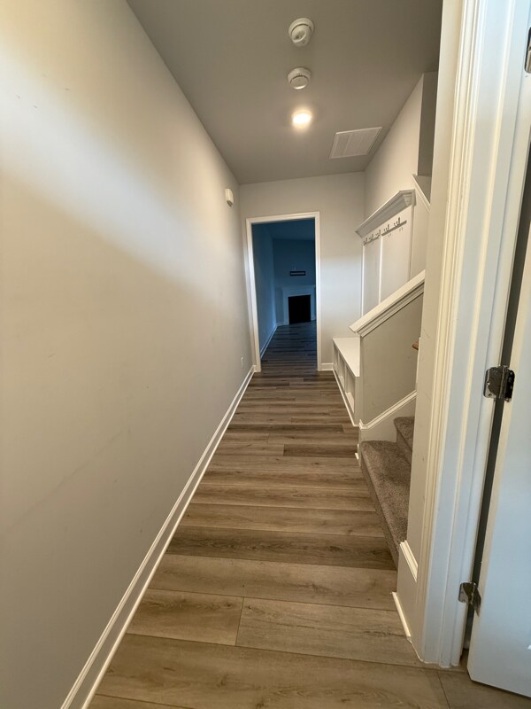 Building Photo - 217 Peach Orch Ct