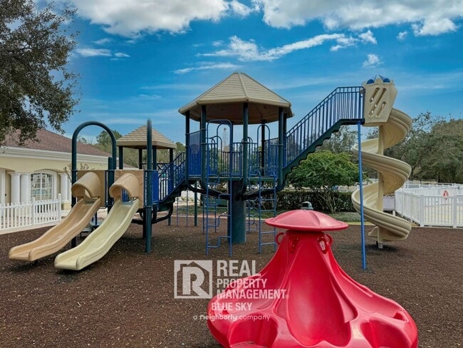 Building Photo - 5238 Gato Del Sol Cir