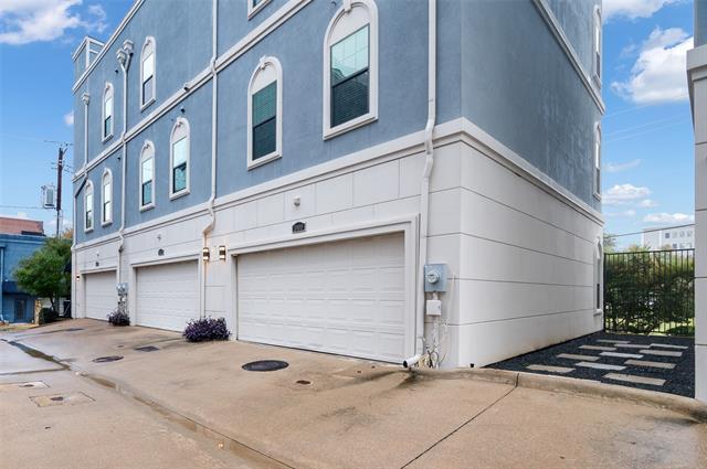 Building Photo - 3409 Bryan St