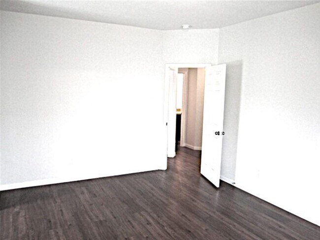 Building Photo - 22323 Queenbury Hills Dr
