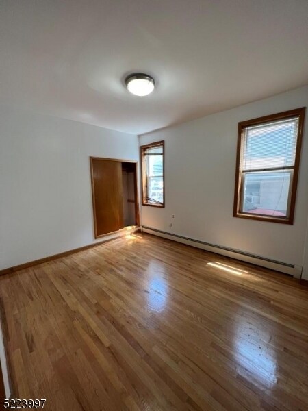 Building Photo - 17 Van Buren St
