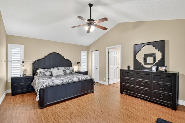 Building Photo - 9505 Majestic Way