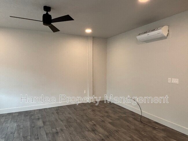 Building Photo - 3711 S Council Spring Rd