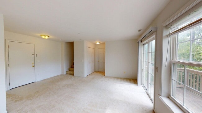 Building Photo - 2974 Barclay Way