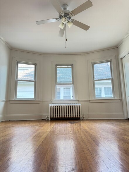 Dining Room with 3 bay windows - 135 Dover Rd