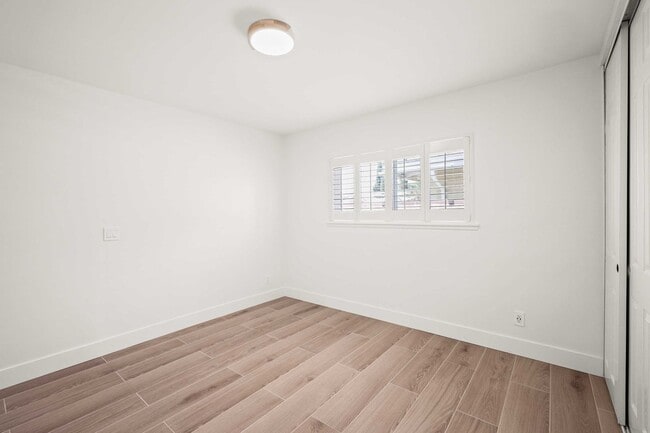 Building Photo - Stylishly Remodeled 4-Bedroom Home in Prim...