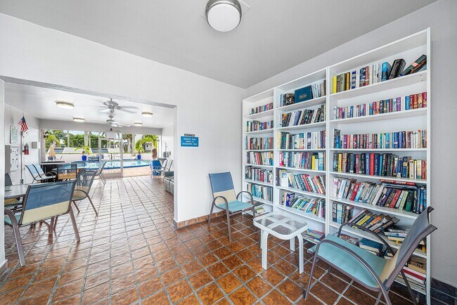 Building Photo - 4381 Trevi Ct