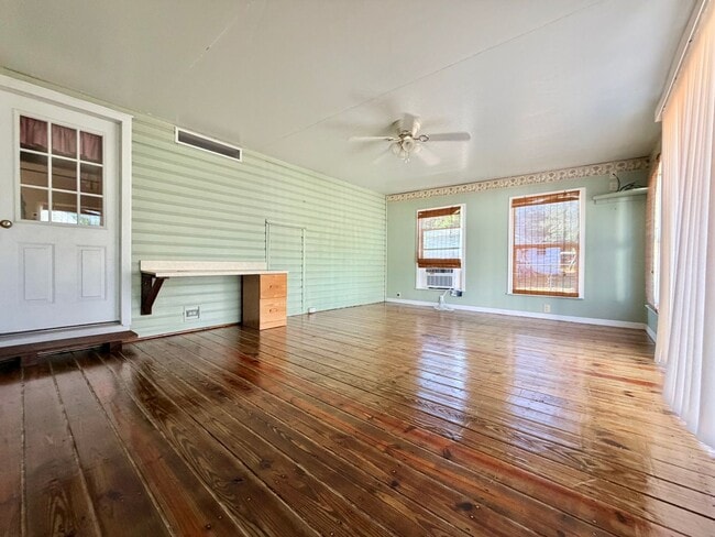 Building Photo - Large and Spacious Home with Multiple Out-buildings!