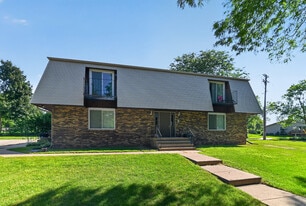 Building Photo - 5110 Pebblebrook Dr