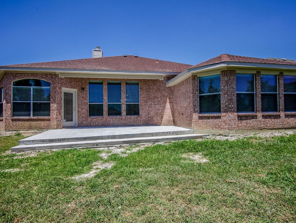 Building Photo - 6428 Canyon Lake Dr