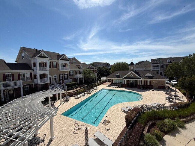 Building Photo - 10321 Sablewood Dr