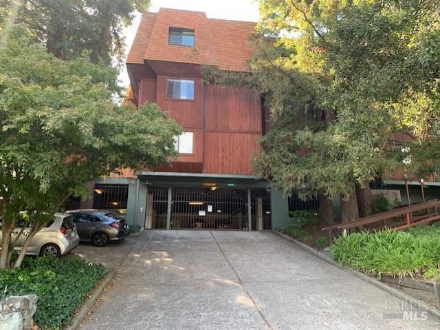 Building Photo - 1579 Lincoln Ave