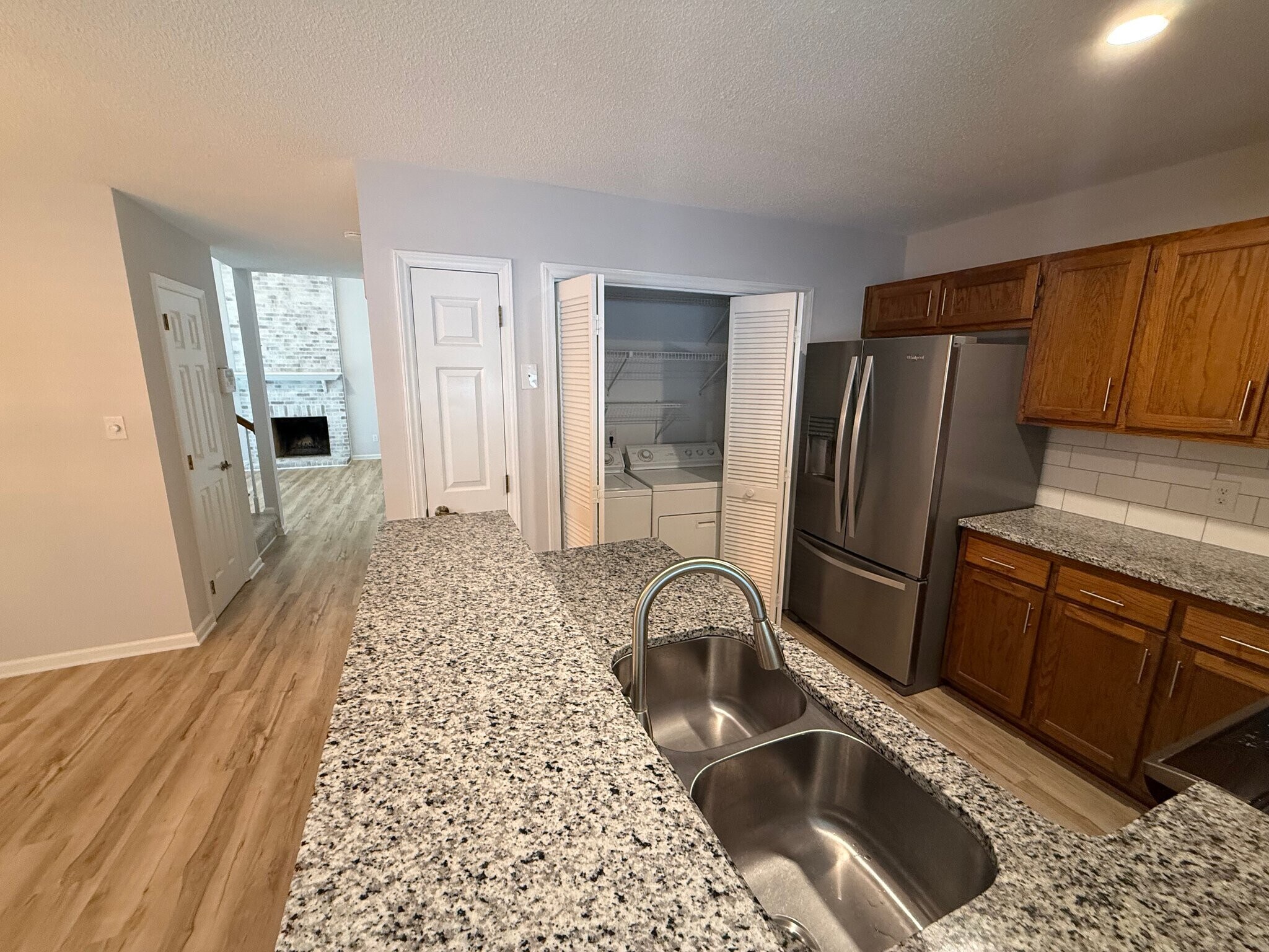 Building Photo - 9453 Kings Falls Dr