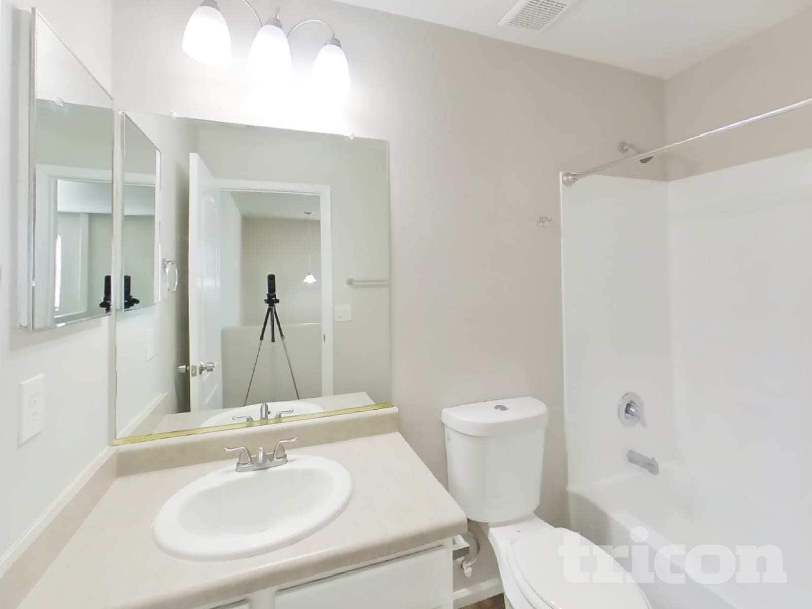 Building Photo - 4151 E Aragonite Ln