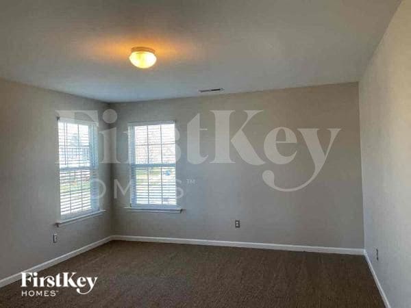 Building Photo - 101 Haystack Rd