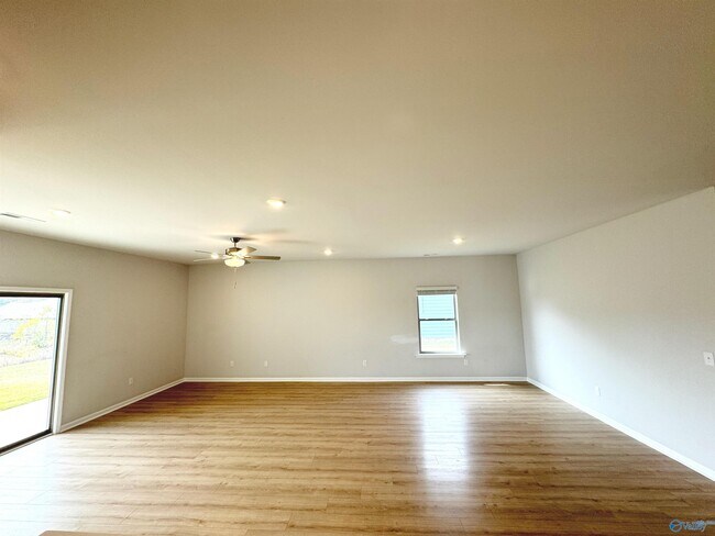 Building Photo - 25345 Evanford Dr