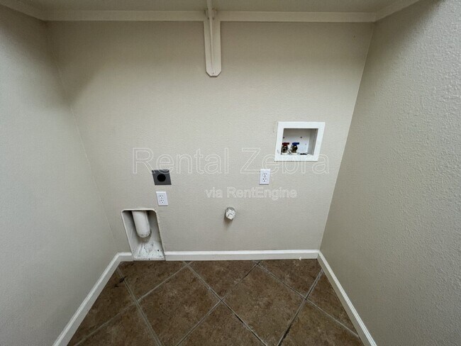 Building Photo - 1453 Antioch Ct