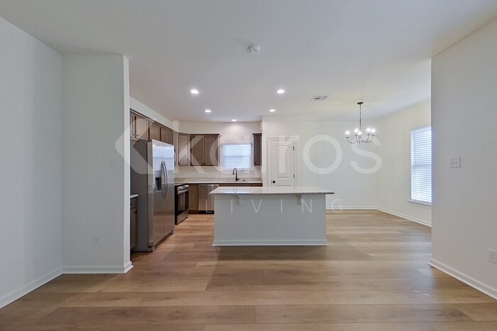 Building Photo - 110 Hendrix Rd