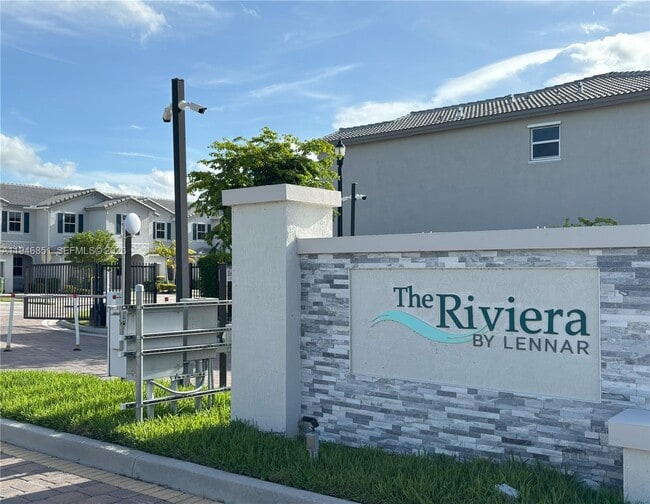 Building Photo - 2622 SE 10th St