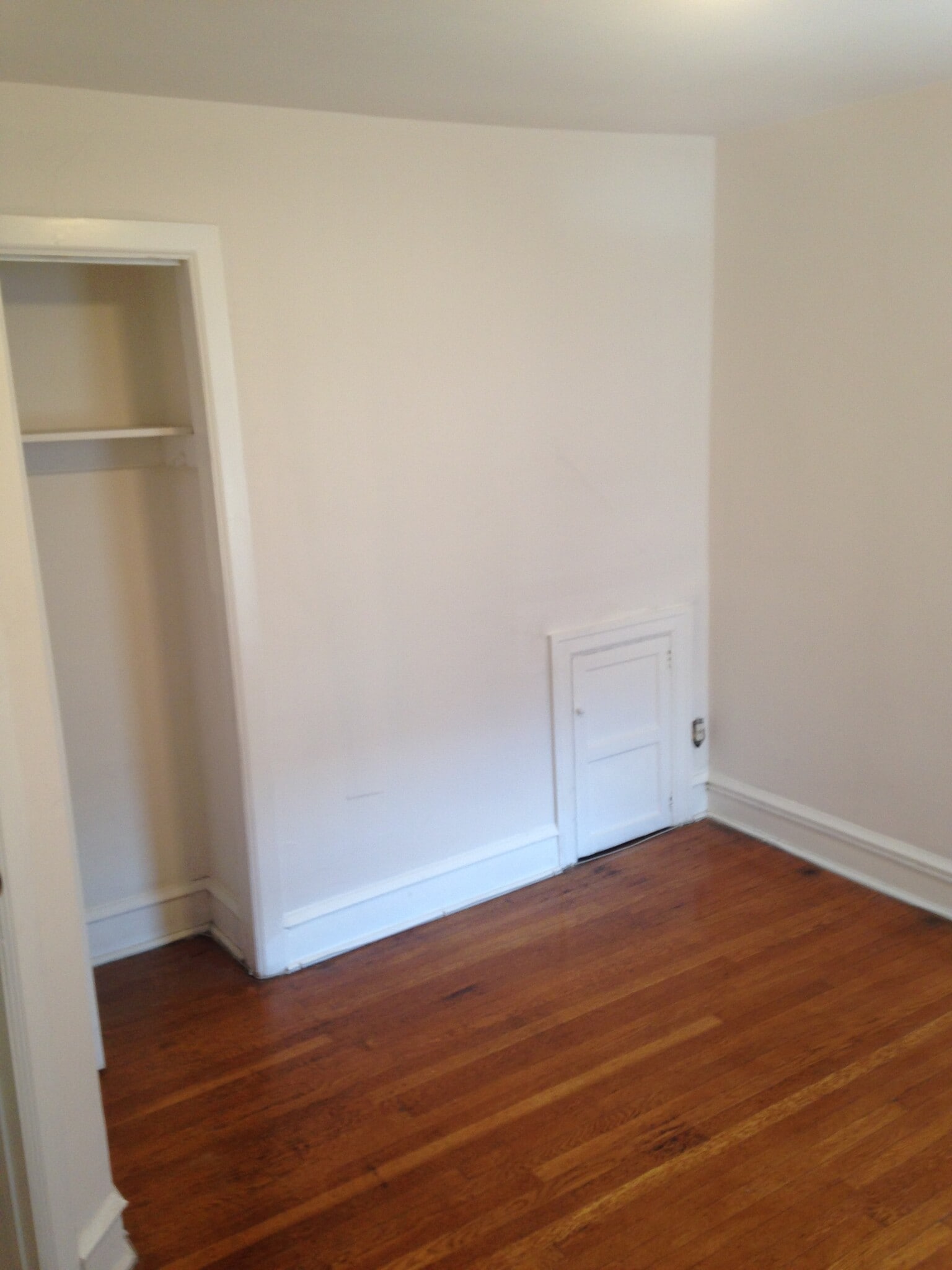 BR - 4032 Maywood street