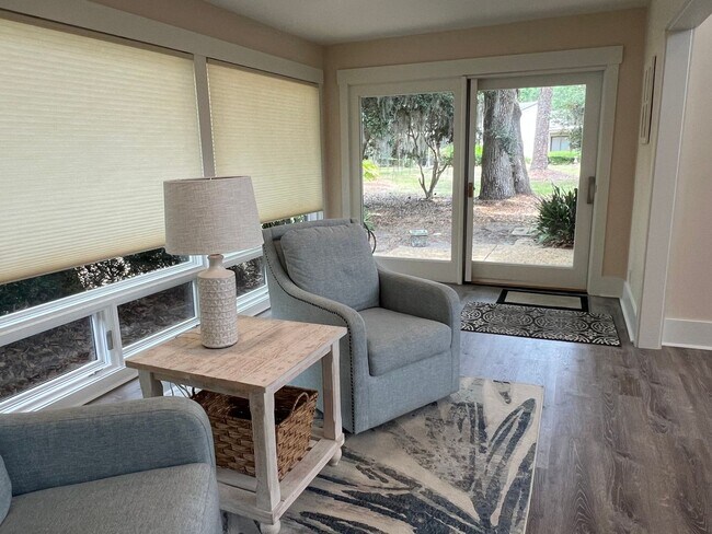 Building Photo - Briarwood Villa - One Level, Golf View
