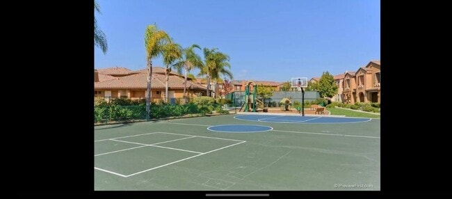 Building Photo - 6108 Alida Row