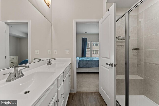 Building Photo - 224 S Newkirk St