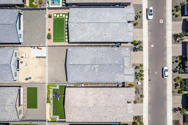 Building Photo - 6918 W Winston Dr