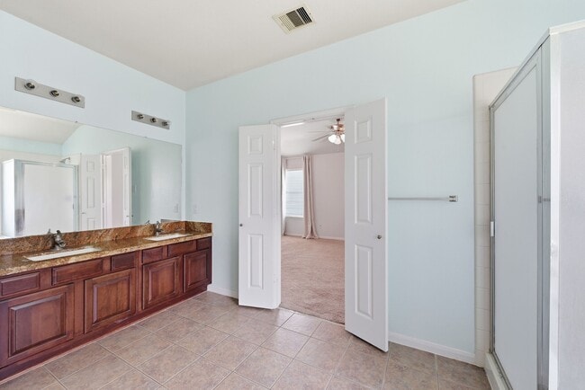 Building Photo - 21011 Narrow Gate Dr