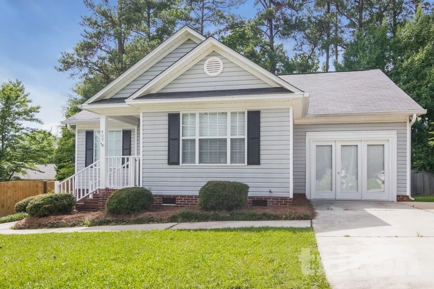 Building Photo - 409 Kayak Ct