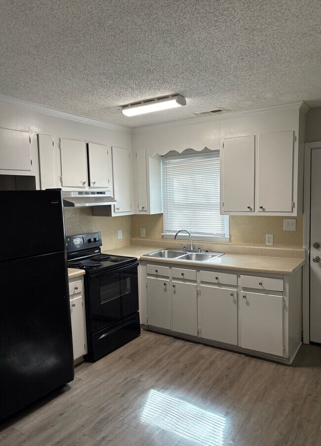 Building Photo - 208a Galilean Rd