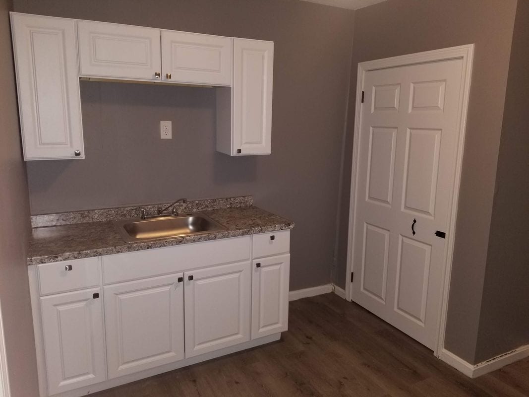 Building Photo - 897 Branch Ave