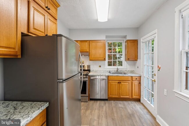 Building Photo - 4712 Piney Branch Rd NW