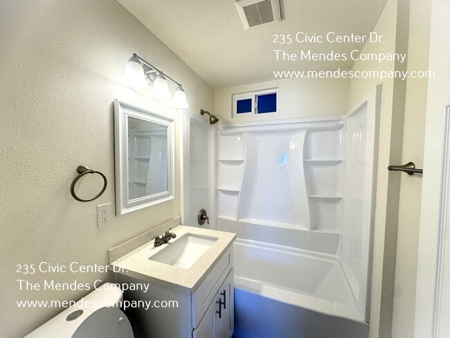 Building Photo - 235 Civic Center Dr.