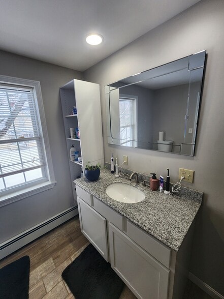 Master bath - 79 Main St