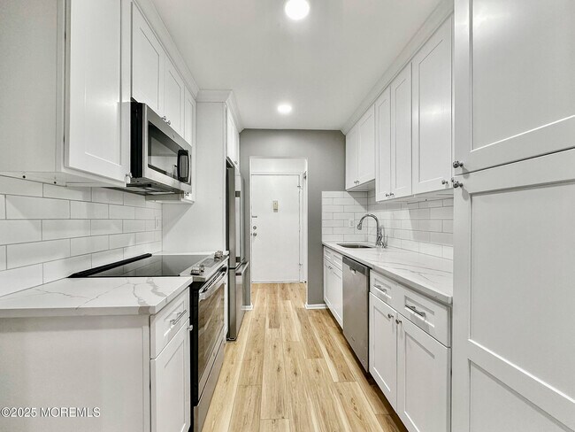Building Photo - 161 Cross Slope Ct
