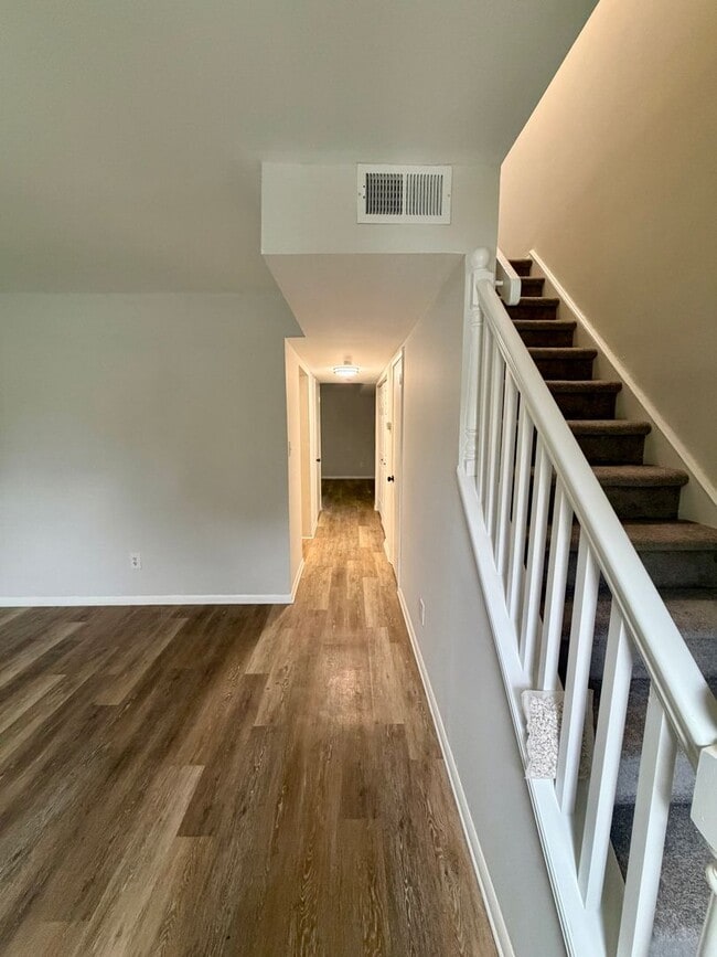 Building Photo - Move in Ready Home Now Available!