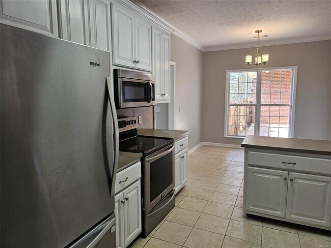 Building Photo - 2563 Mitchell Creek Rd