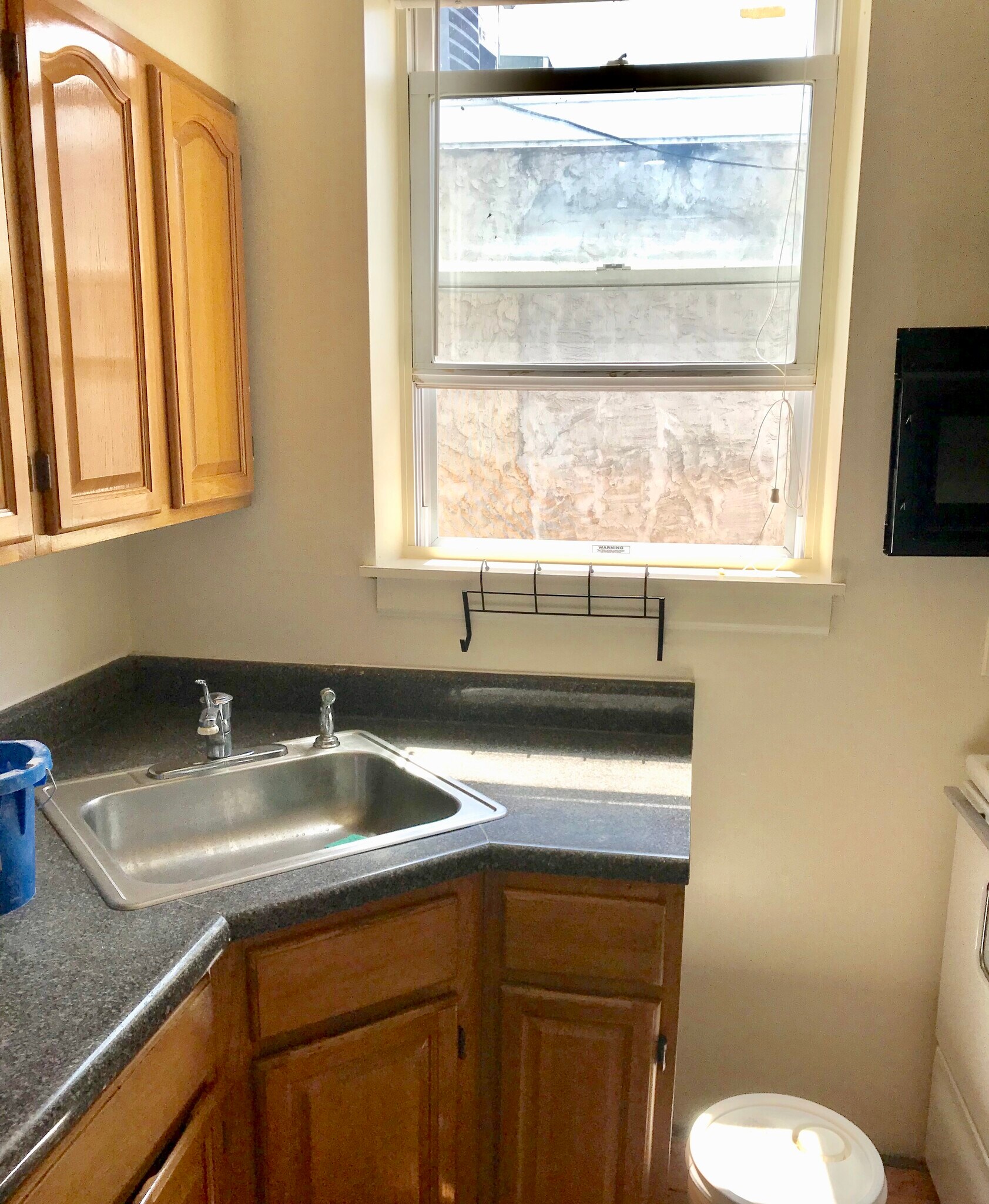 Building Photo - 1422 N Willington St