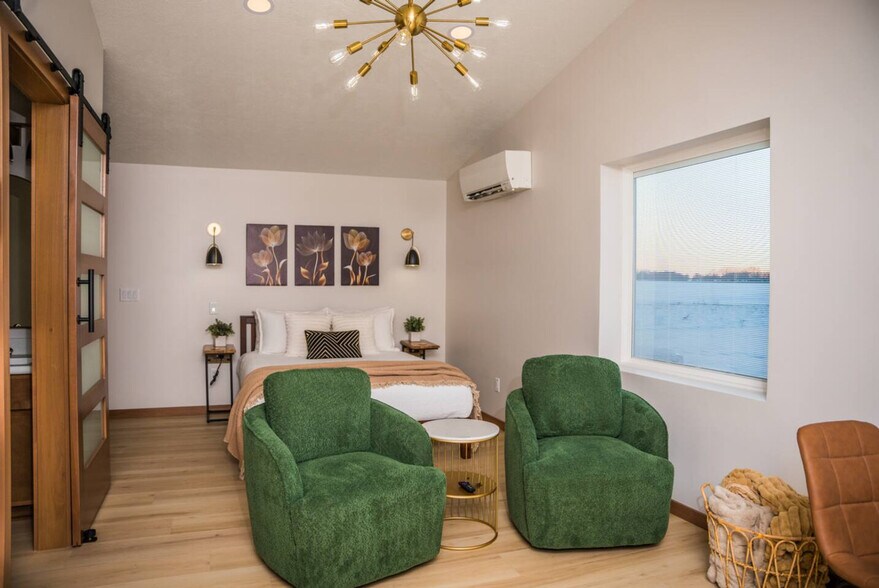 Building Photo - 10268 Cleveland Rd