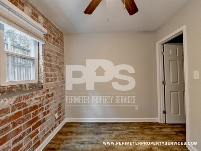 Building Photo - Old 4th Ward Flats New unit available! Com...